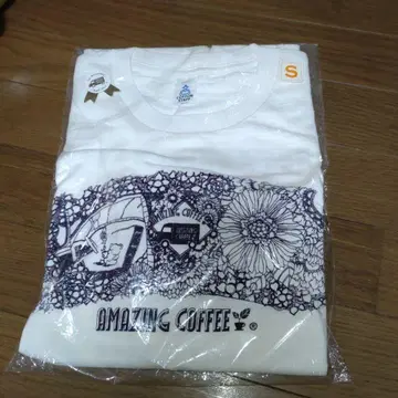 AMAZING COFFEE 티셔츠 S 사이즈