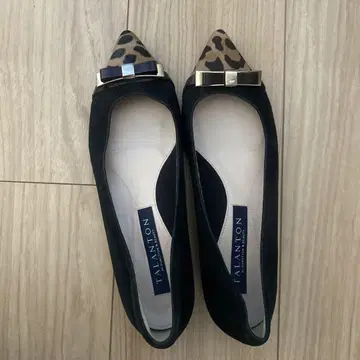 TALANTON 레오파드 무늬 토 플랫슈즈 23.5cm