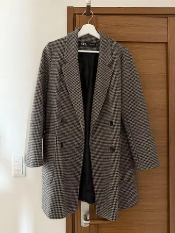 ZARA 체크 무늬 더블 브레스트 자켓