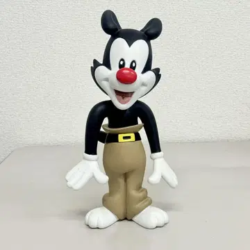 애니마니악스 야코 워너 피규어