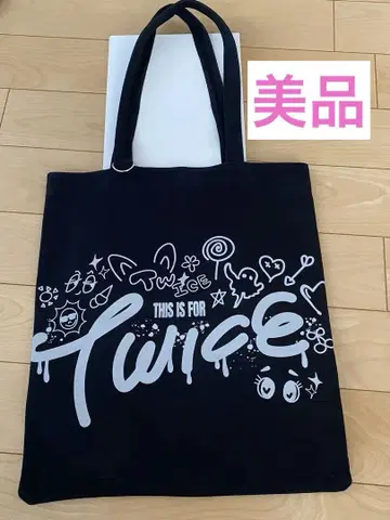 TWICE THIS IS FOR 토트백 블랙