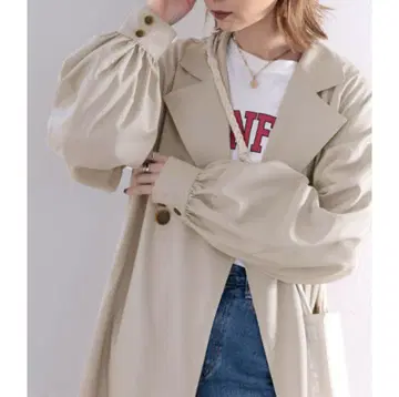 베이지 벌룬 슬리브 롱 코트