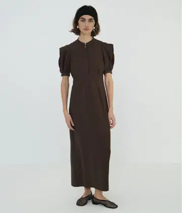 CLANE SHEER PUFF SLEEVE ONEPIECE 사이즈 2
