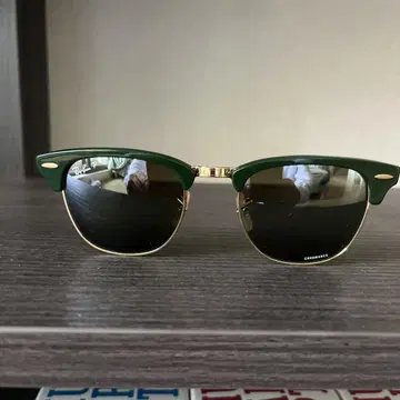 Ray Ban RB3016 CLUBMASTER 1368/G4 49 21