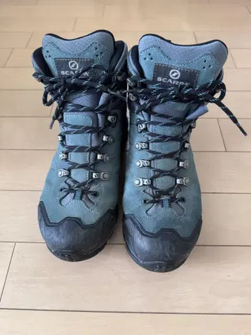새상품급 등산화 스컬파 SCARPA ZG TREK GTX WMN 38
