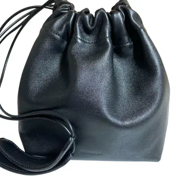 JIL SANDER 드로우 스트링 덤플링 숄더백 블랙