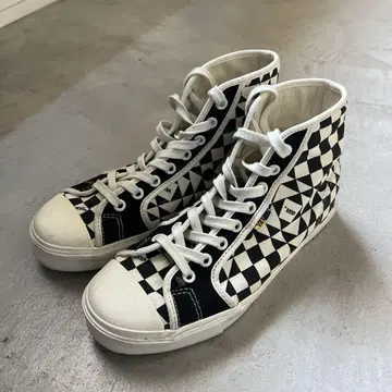 TAKA HAYASHI x VANS VAULT