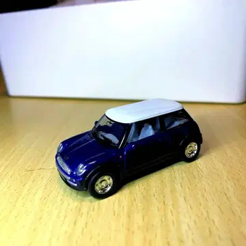 레어 아이템 MINI COOPER R50 모델 네이비 블루/화이트