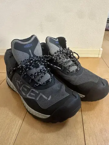 KEEN NXIS EVO MID WP 28.5cm