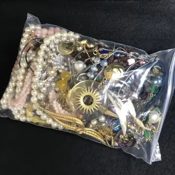 목걸이 세트 여러 가지 색 빈티지 액세서리 모음