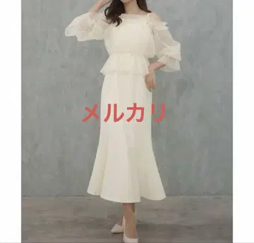 새상품 [아이보리] [S] 세네아 블라우스+머메이드 원피스
