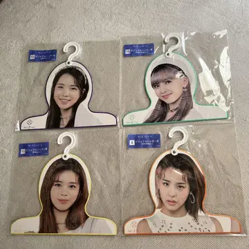 niziu 리쿠 마코 마유카 마야 비주얼 행거