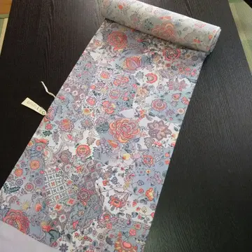 순수 실크 옷감, 그레이 바탕에 꽃과 새, 섬세함