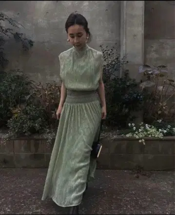 아메리빈티지 MEDI SMOCKING LAME DRESS