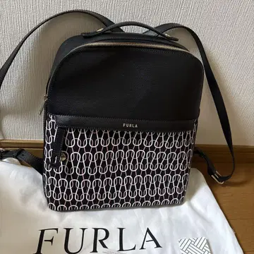 훌라 백팩 블랙/화이트/핑크
