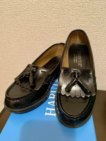 HARUTA 블랙 태슬 로퍼