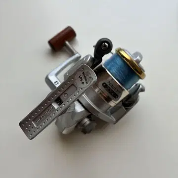 SHIMANO NAVI XT 2000 낚시릴