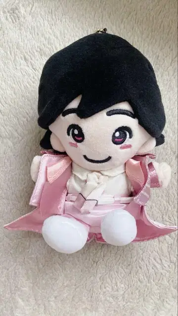 미치에다 슌스케 인형