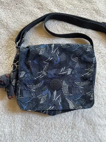 kipling 키플링 잎사귀 패턴 나일론 숄더백