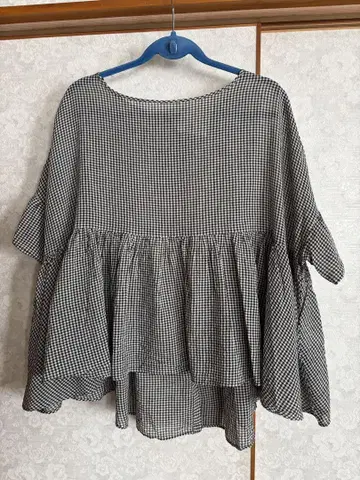 비어즐리 린넨 혼방 깅엄 체크 상의 프리 사이즈