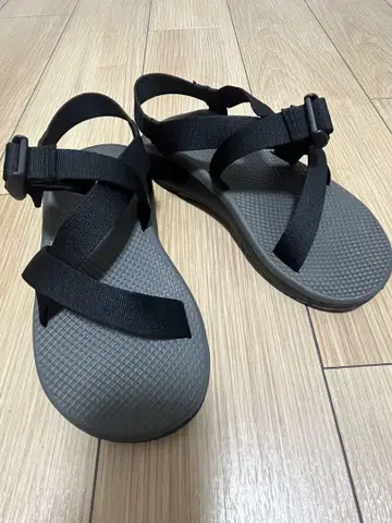 BRIEFING x Chaco Z/CLOUD