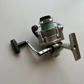 SHIMANO HOLIDAY SPIN XT 1000 낚시릴