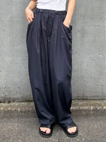 Eongul Double Pocket Design Nylon Pants