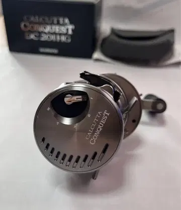 시마노 SHIMANO 칼카타 네이비 퀘스트 DC 201 HG