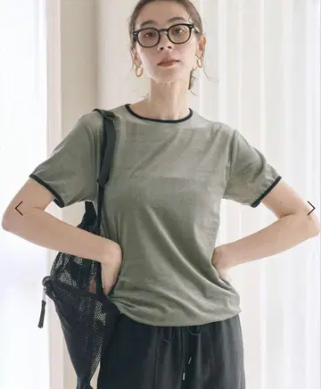 뷰티 앤 유스 시어 벨로아 링거 티셔츠 그레이