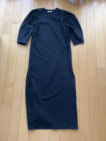 신치 오브라다 셔링 원피스 반팔
