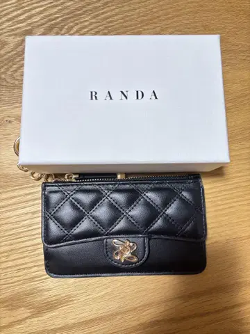 RANDA 블랙 프래그먼트 케이스