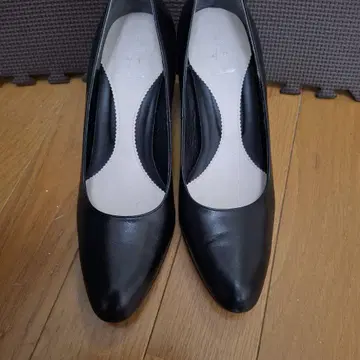 우사기야 기분 좋은 신발 블랙 포멀 펌프스