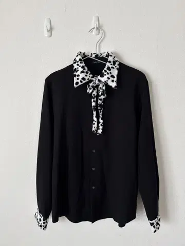 MILKBOY 도트 무늬 칼라 셔츠