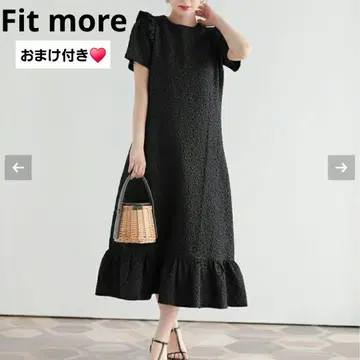 핏모어 fitmore 플라워 자카드 롱 원피스 블랙