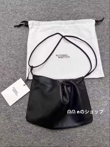 Nothing Written 가죽 숄더백 블랙 L
