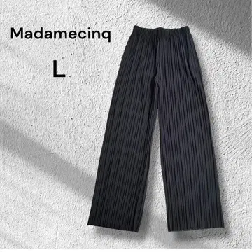 Madamecinq [미사용 새상품 택 포함] 플리츠 와이드 팬츠 블랙
