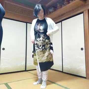 캐주얼 기모노 스타일 골드 컬러 물결 무늬