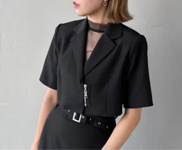 jiasecond. LVEU. 러브유 프론트 지퍼 반팔 자켓