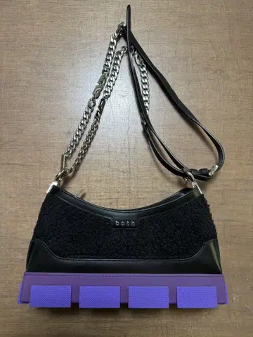 both 숄더백 블랙과 보라색