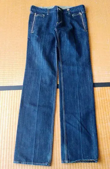 ARTISAN 스트레이트 데님