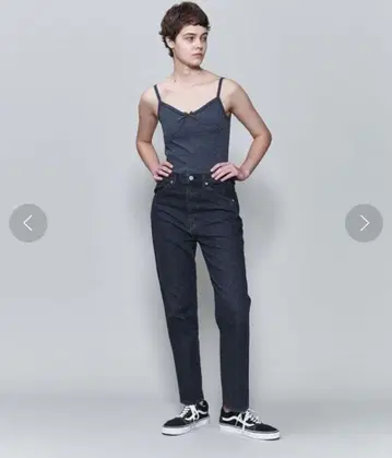 KURO x 6(ROKU)SLIM DENIM TAPERED PANTS