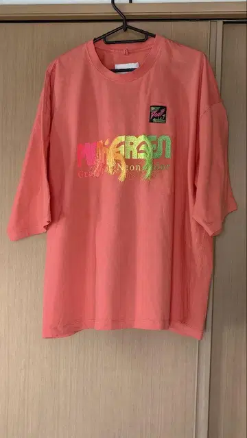 더블렛 GRADATION NEON EMBROIDERY T-SHIRT