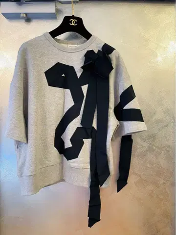 가격 인하! DRIES VAN NOTEN 리본 맨투맨