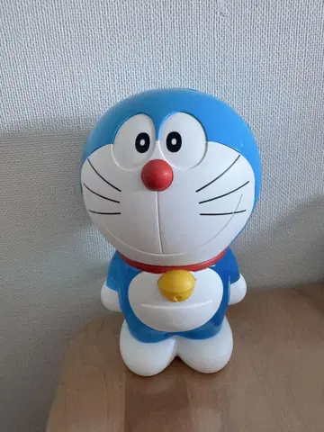 도라에몽 저금통