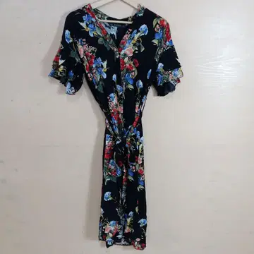 7.29 S352 자라 셔츠 원피스 꽃무늬 블랙 XS