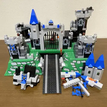 LEGO 나이트 킹덤 로얄 킹 성 10176 결품 다수