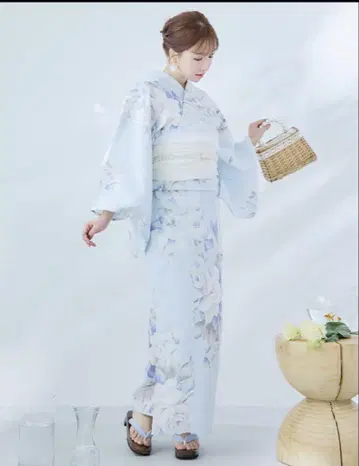 스카이블루 꽃무늬 유카타, 오비, 일본 나막신 세트