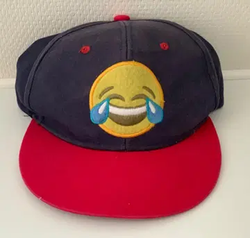 USED emoji SNAPBACK 이모티콘 자수 스냅백