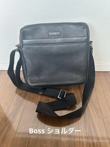 Hugo Boss 숄더백