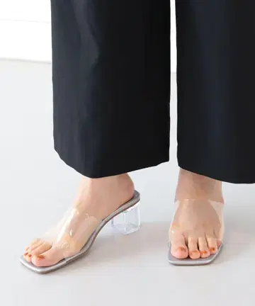 클리어 힐 뮬 6.6cm